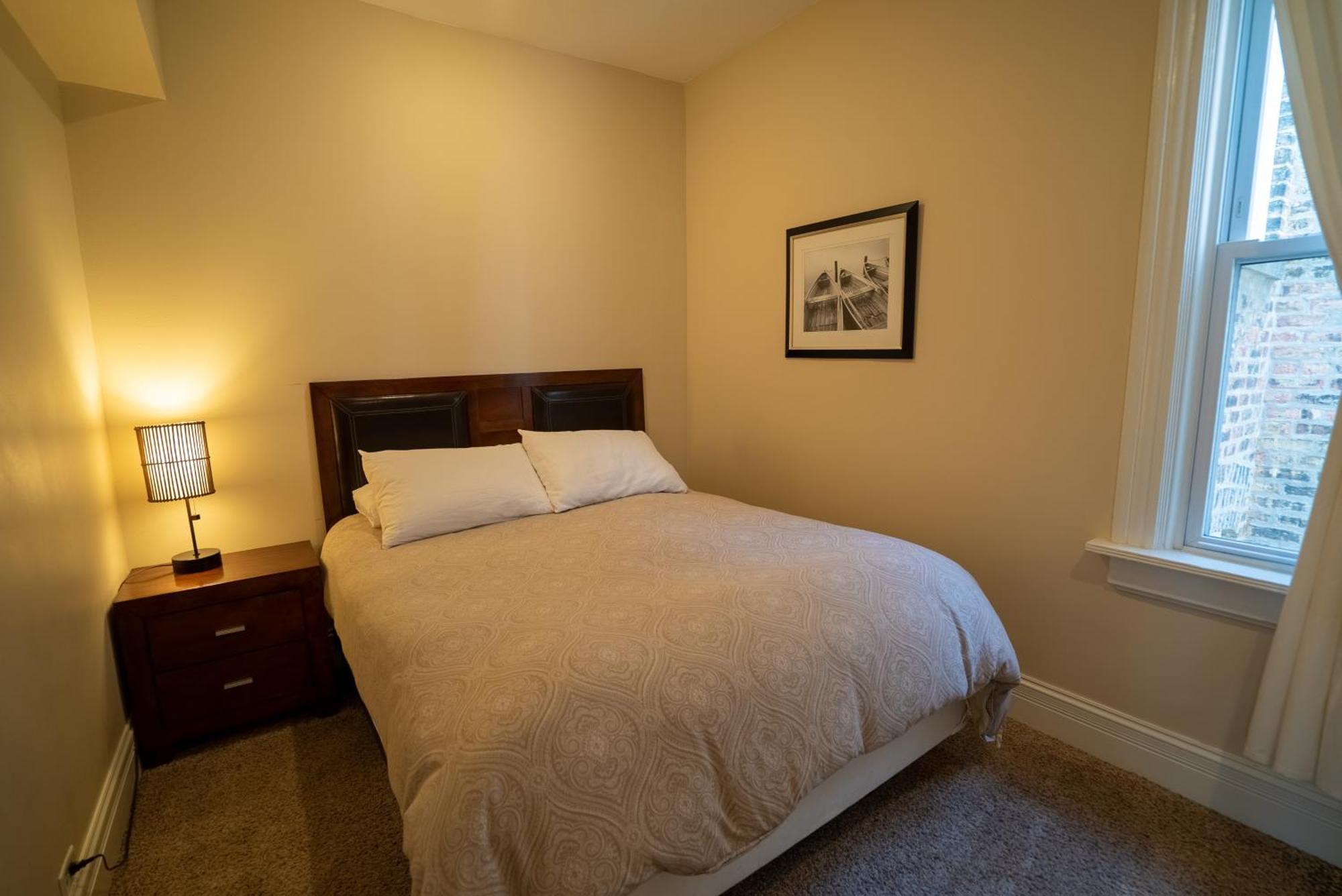 Roscoe Village Guesthouse Чикаго Номер фото